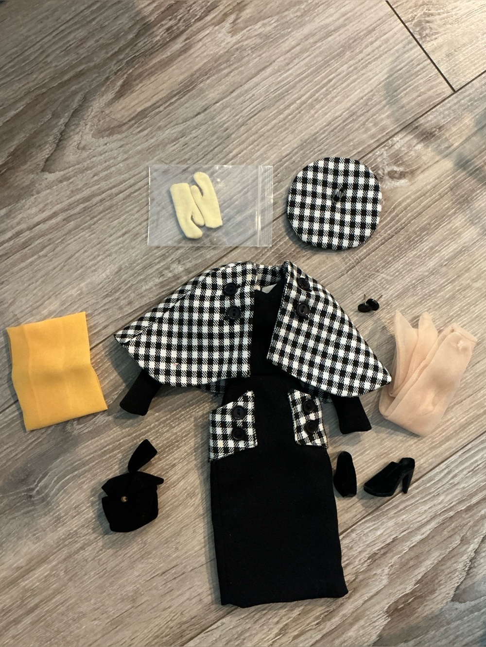 Ashton Drake Gene Doll Secret Sleuth Outfit Complete